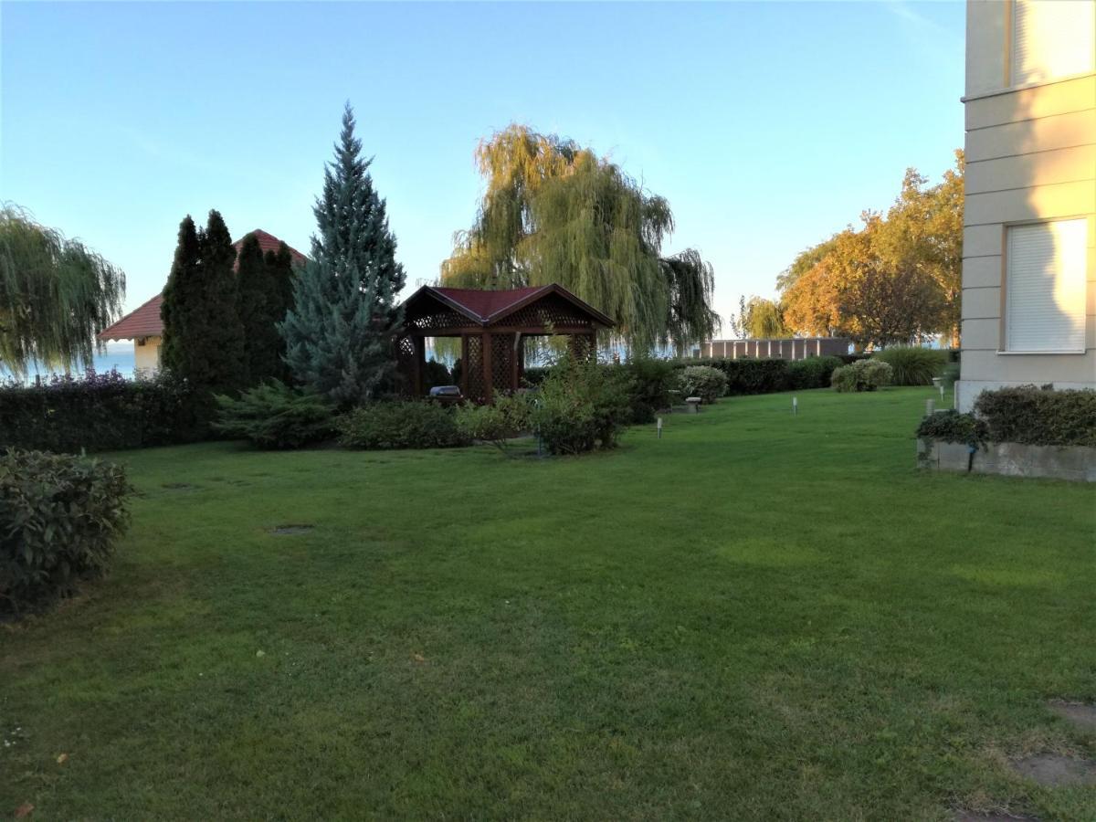 Bella Golden Beach Шиофок Экстерьер фото