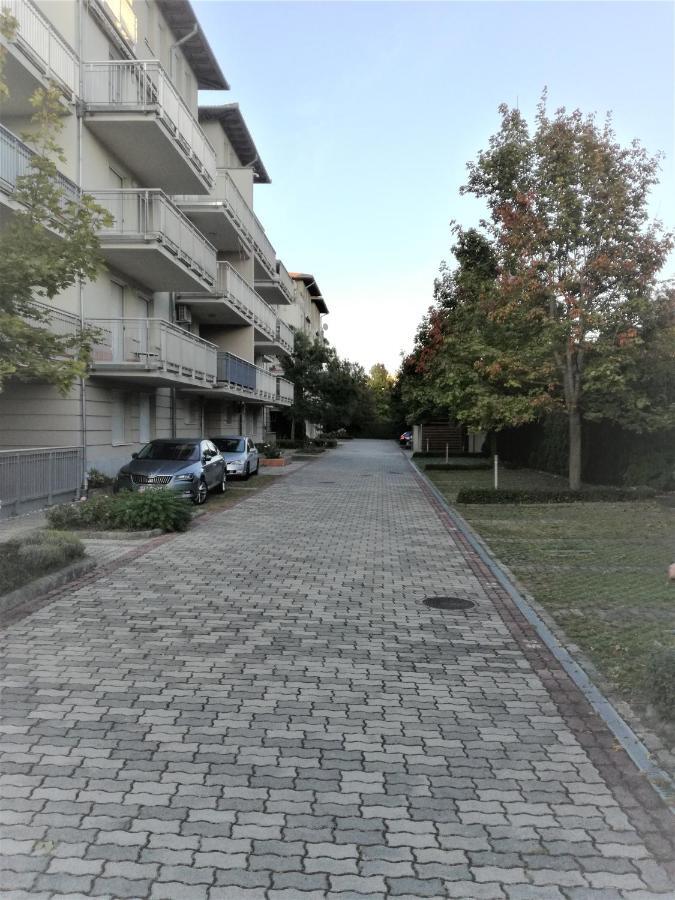 Bella Golden Beach Шиофок Экстерьер фото